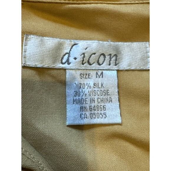 D-icon Men's Short Sleeve Shirt Size Medium Silk Viscose Embroidered Buttons - Picture 8 of 11